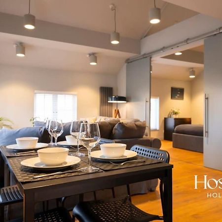 Stylish Luxury Apartment In The Centre Of Henley Kültér fotó