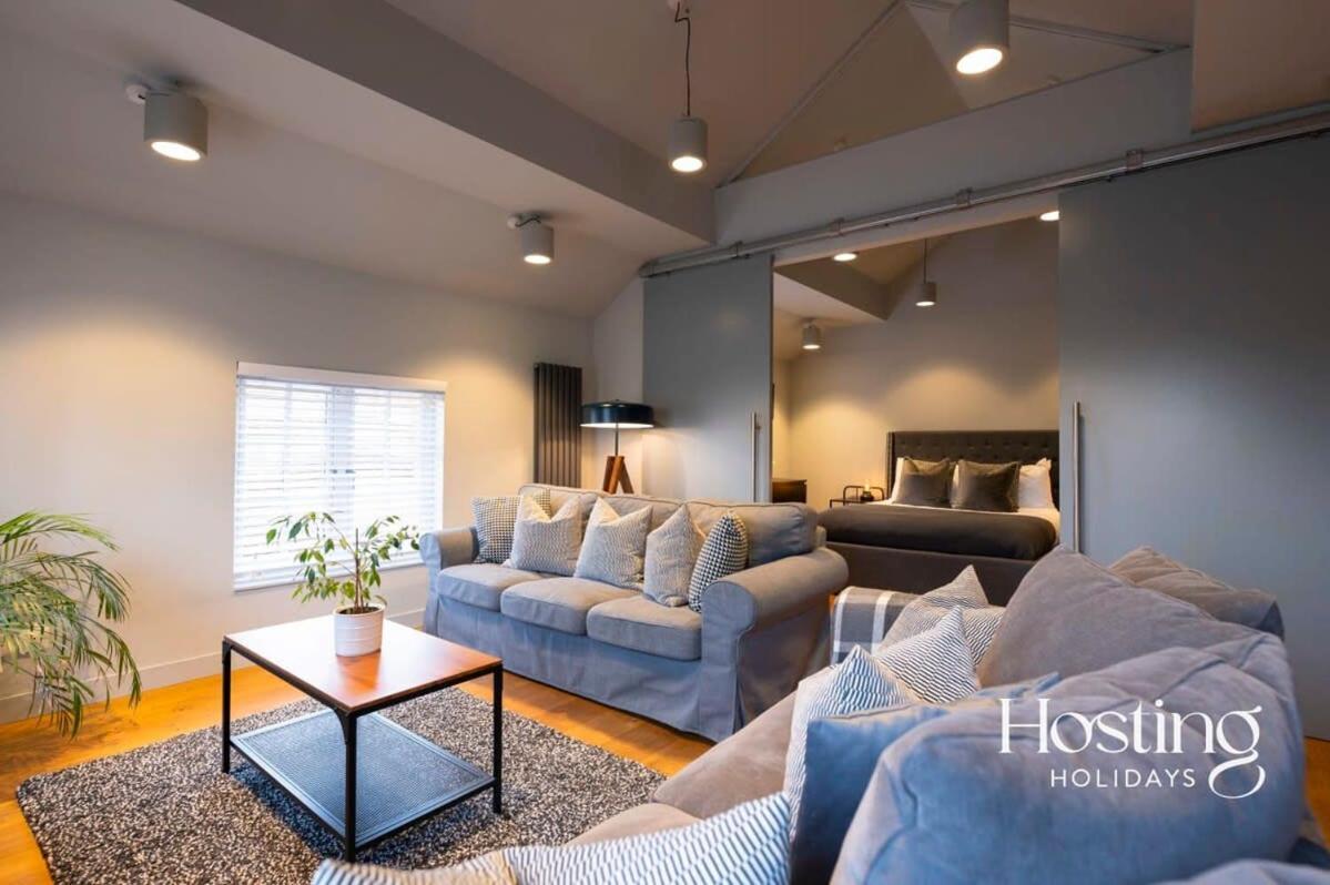 Stylish Luxury Apartment In The Centre Of Henley Kültér fotó